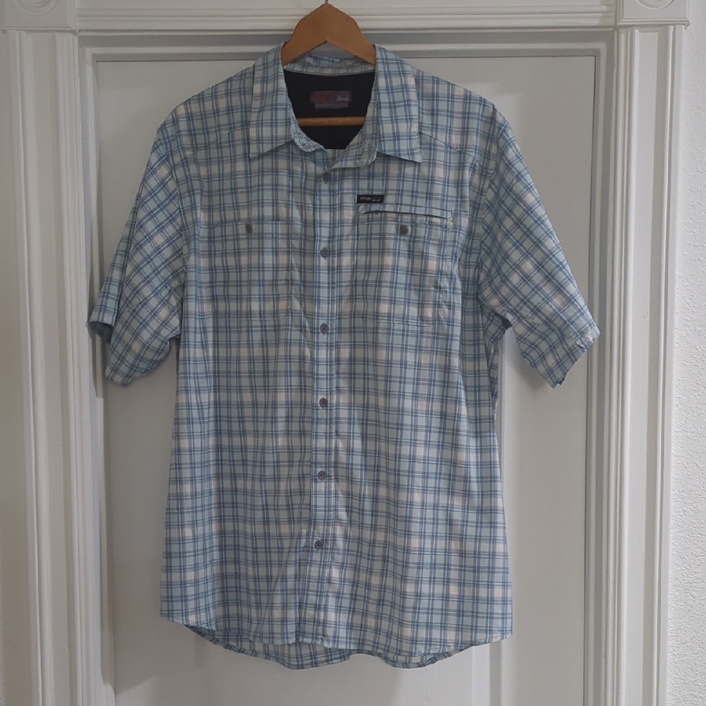 Wrangler Blue and White Casual Button Down Shirt
